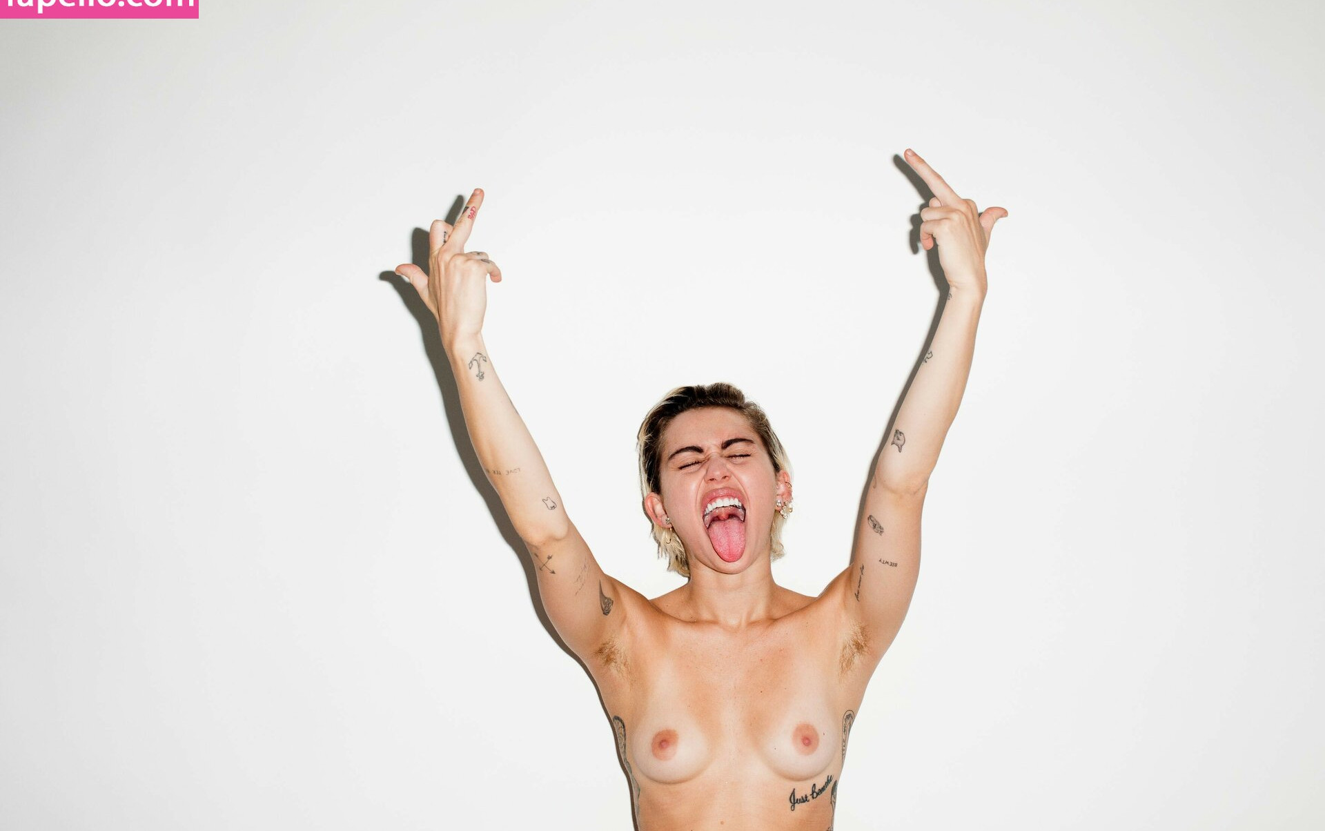 miley-cyrus Nude Leaks OnlyFans Photos #2554 - LeakJerk