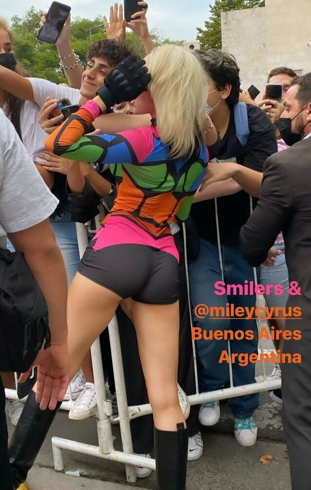 miley-cyrus Nude Leaks OnlyFans Photos #2576 - LeakJerk