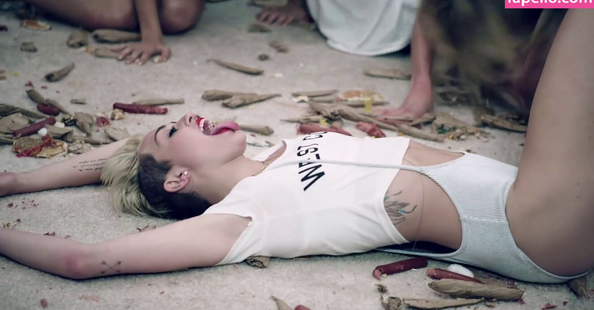 miley-cyrus gallery photo #260