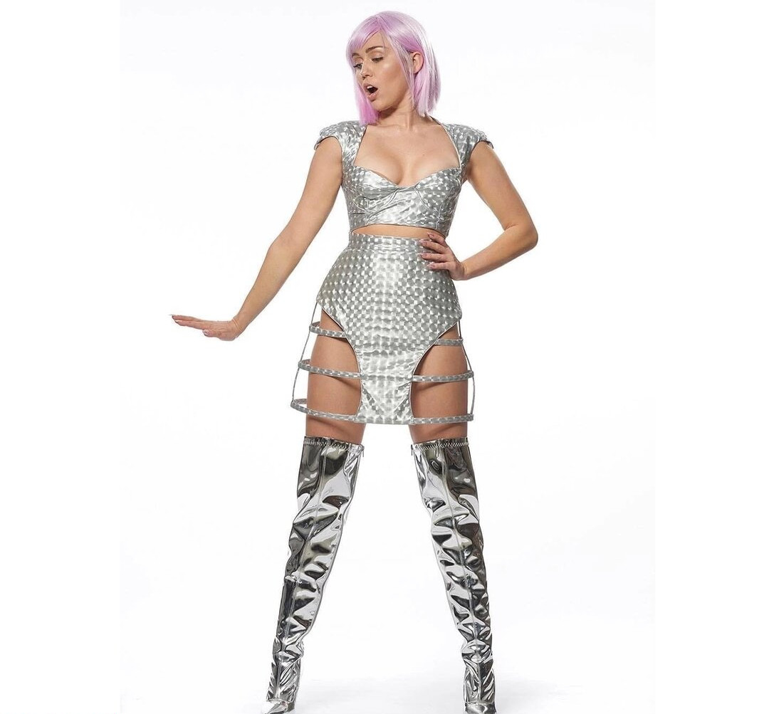 miley-cyrus Nude Leaks OnlyFans Photos #2636 - LeakJerk