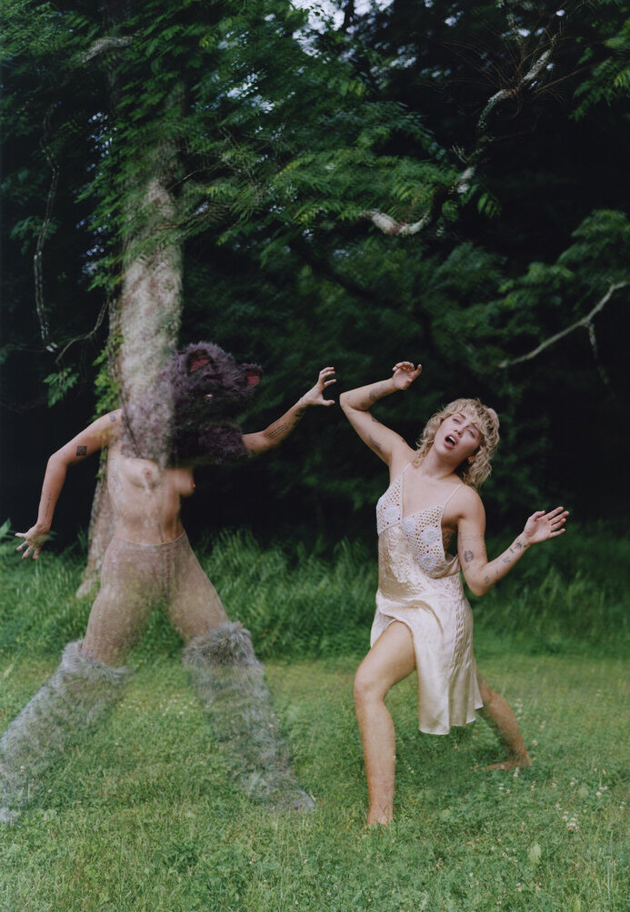 miley-cyrus Nude Leaks OnlyFans Photos #2672 - LeakJerk