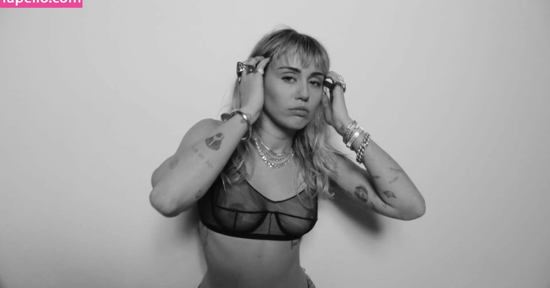 miley-cyrus Nude Leaks OnlyFans Photos #2681 - LeakJerk