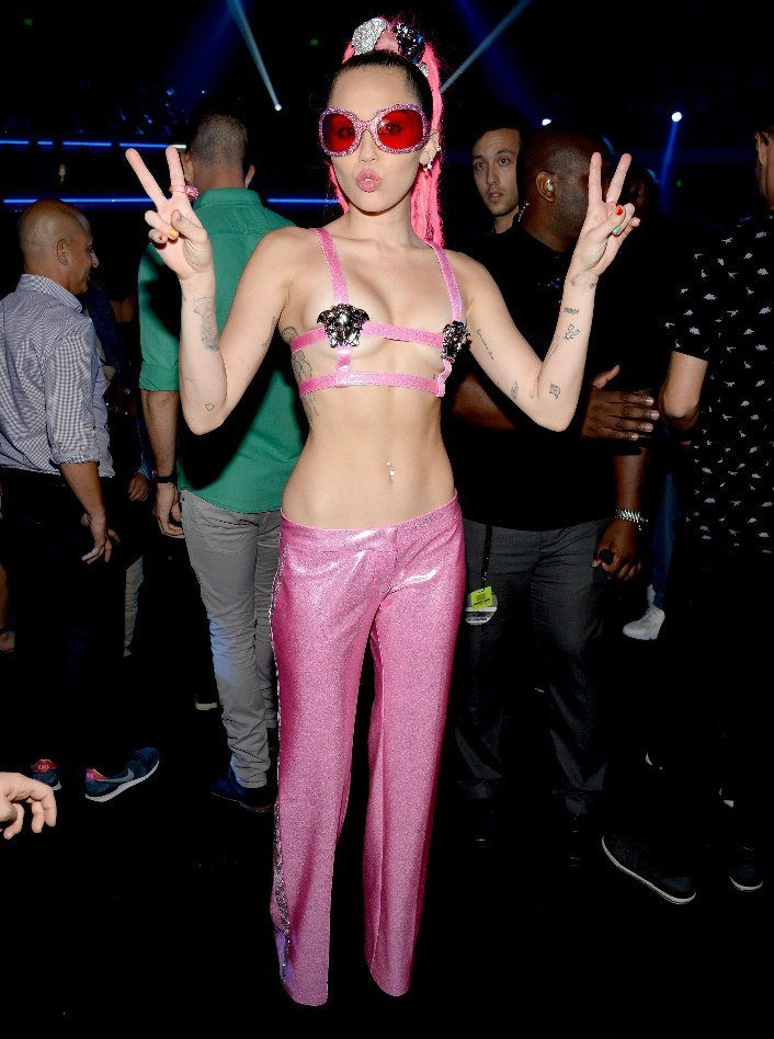 miley-cyrus gallery photo #2898