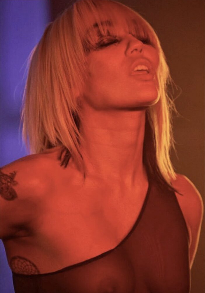 miley-cyrus gallery photo #299