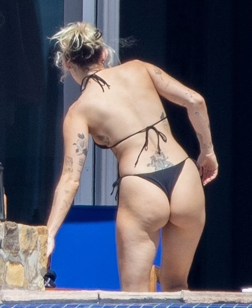 miley-cyrus gallery photo #2989