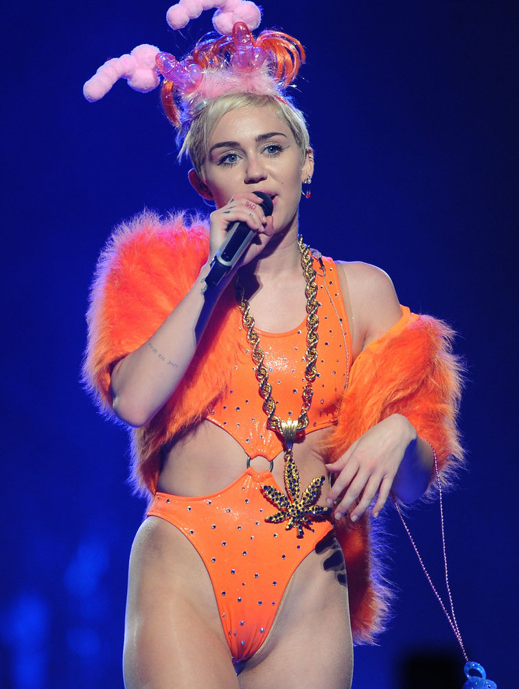 miley-cyrus Nahé úniky fotek pouze od fanoušků #3354 - Fapshots