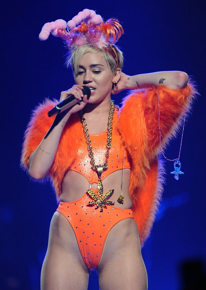 miley-cyrus Nahé úniky fotek pouze od fanoušků #3357 - Fapshots