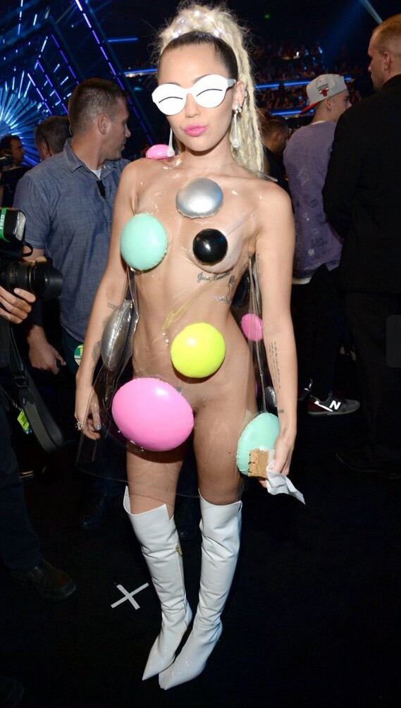 miley-cyrus gallery photo #341