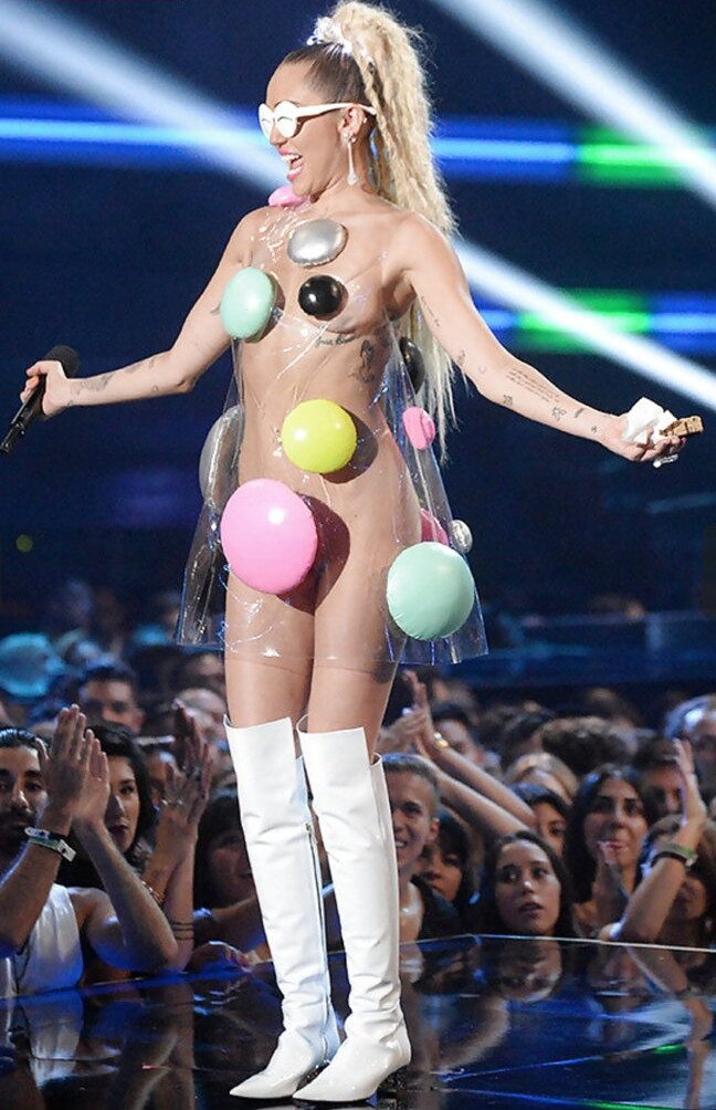 miley-cyrus gallery photo #342