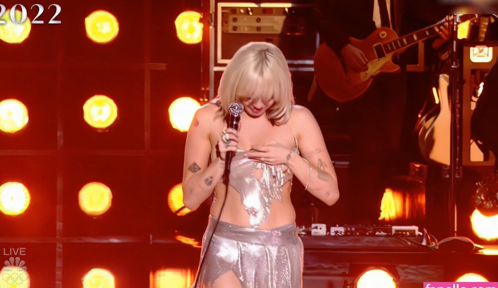 miley-cyrus gallery photo #353