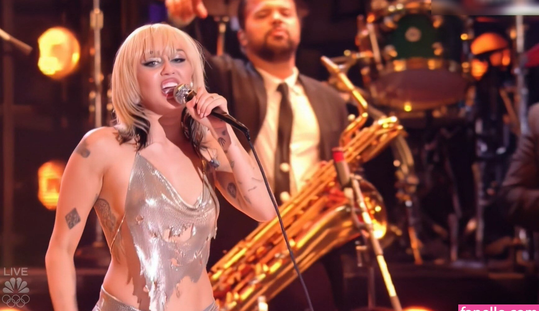 miley-cyrus gallery photo #354