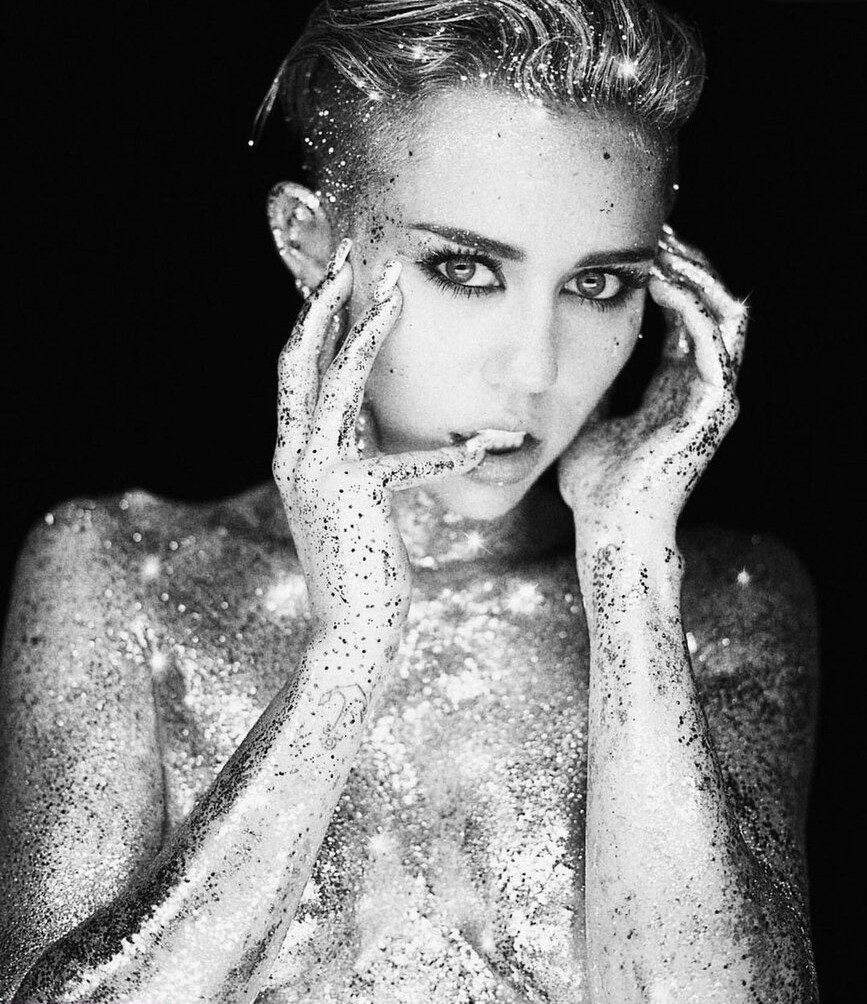 miley-cyrus gallery photo #392