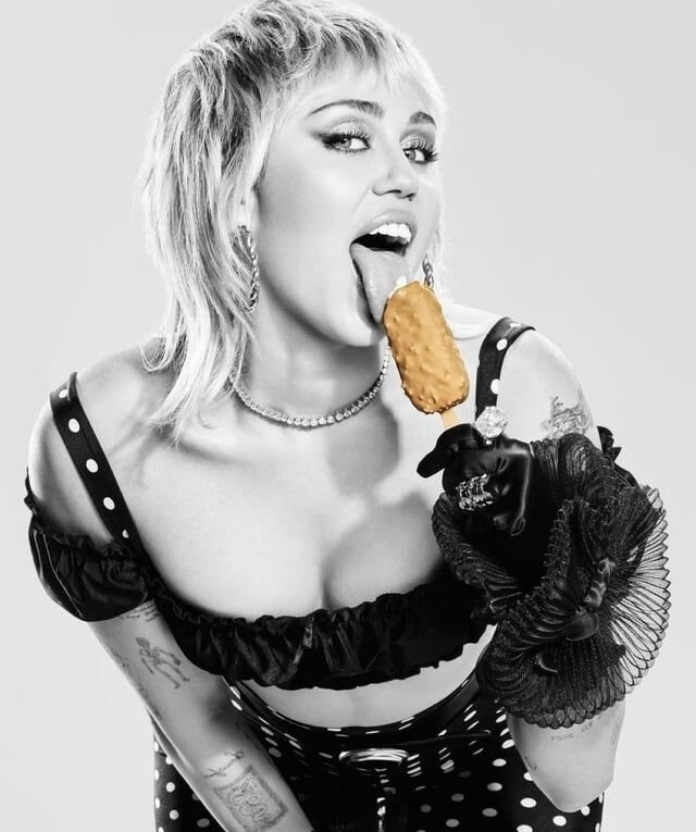 miley-cyrus gallery photo #432