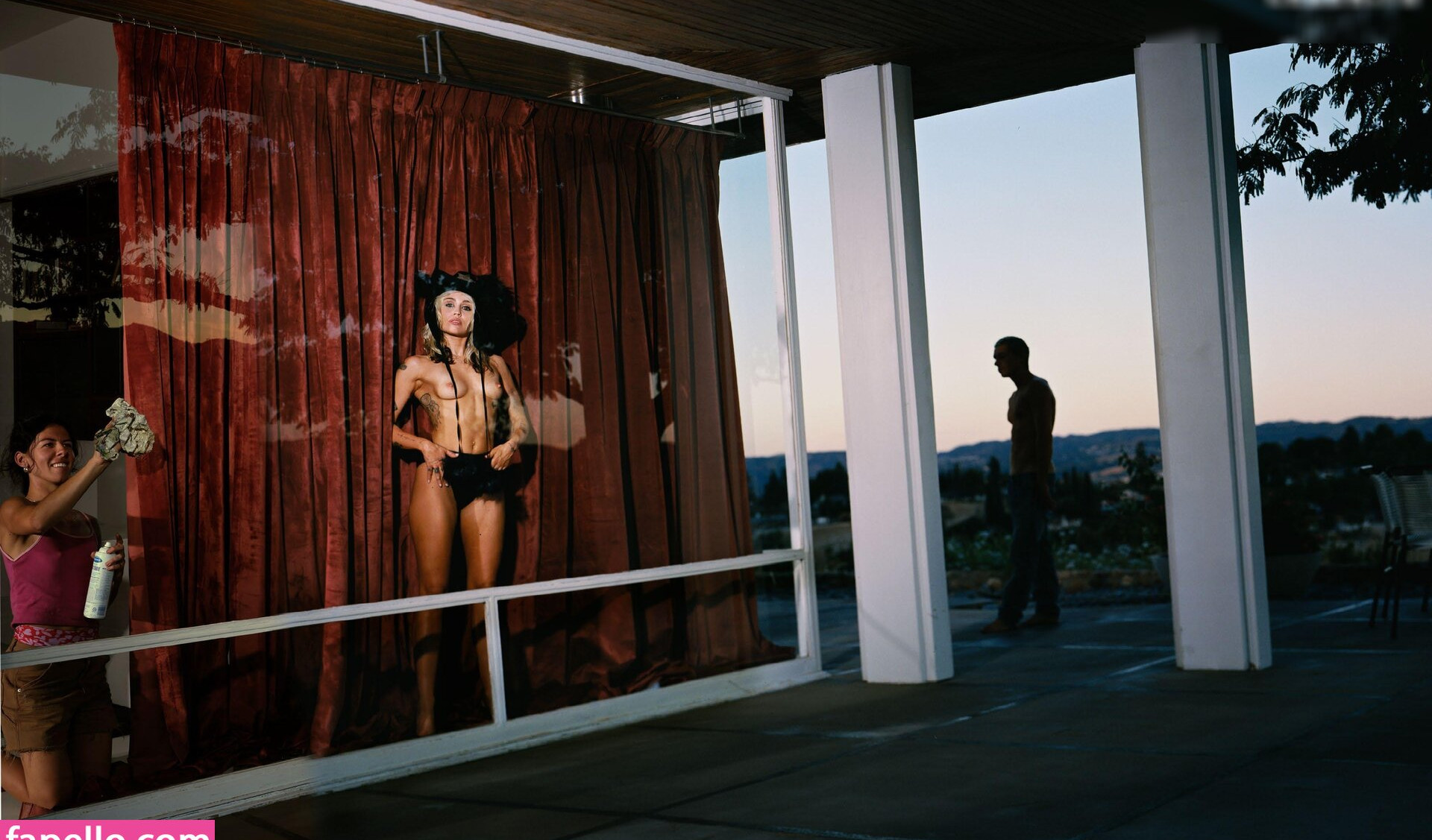 miley-cyrus gallery photo #479