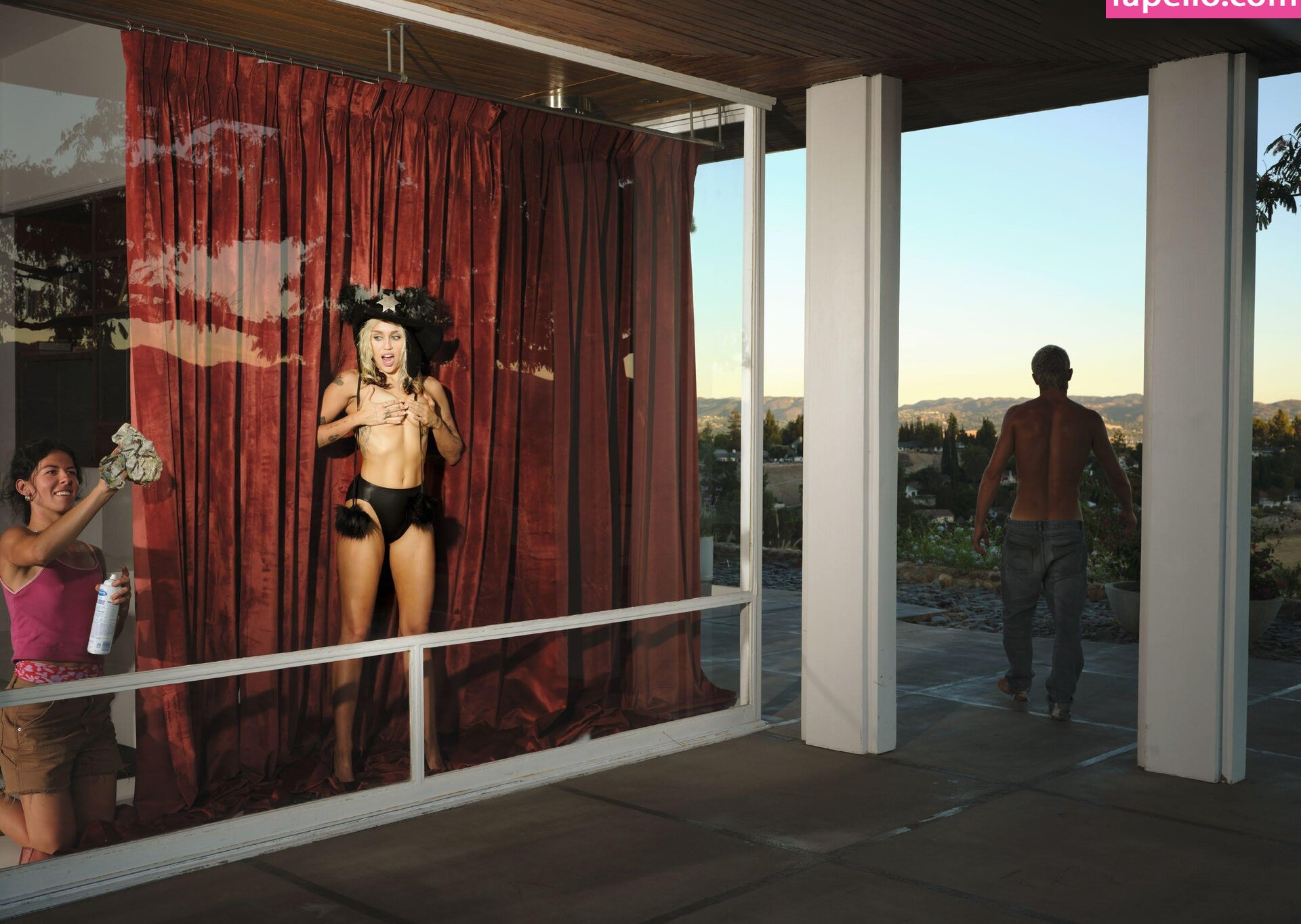 miley-cyrus gallery photo #480