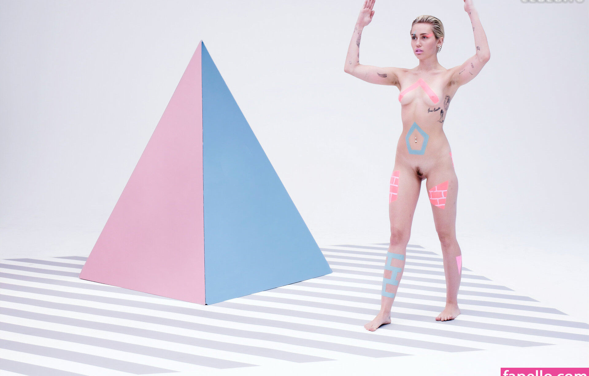 miley-cyrus gallery photo #535