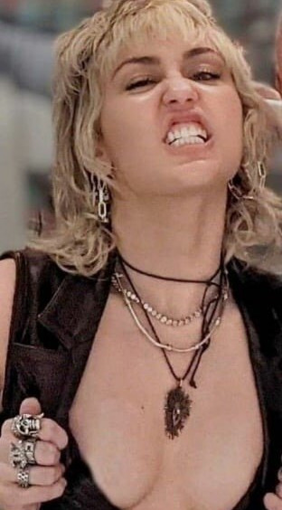 miley-cyrus gallery photo #569