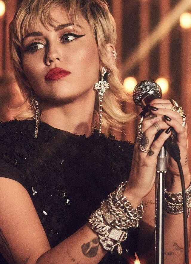 miley-cyrus gallery photo #580