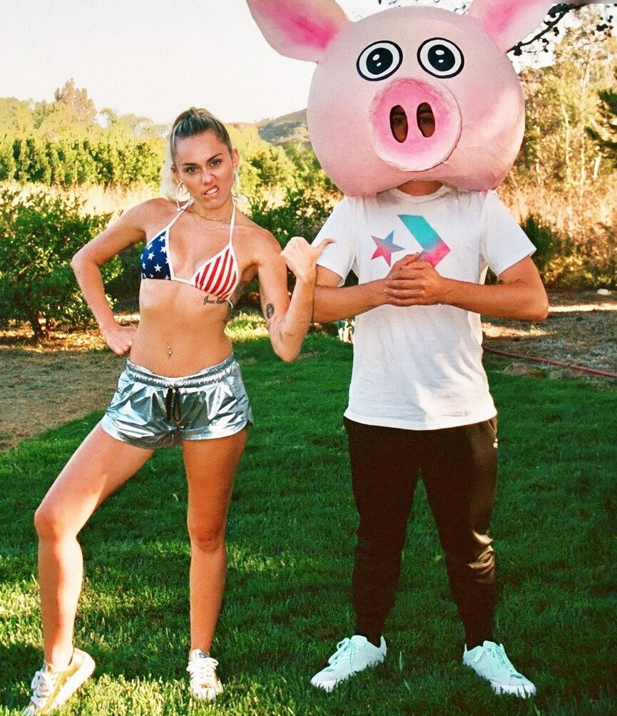 miley-cyrus gallery photo #674