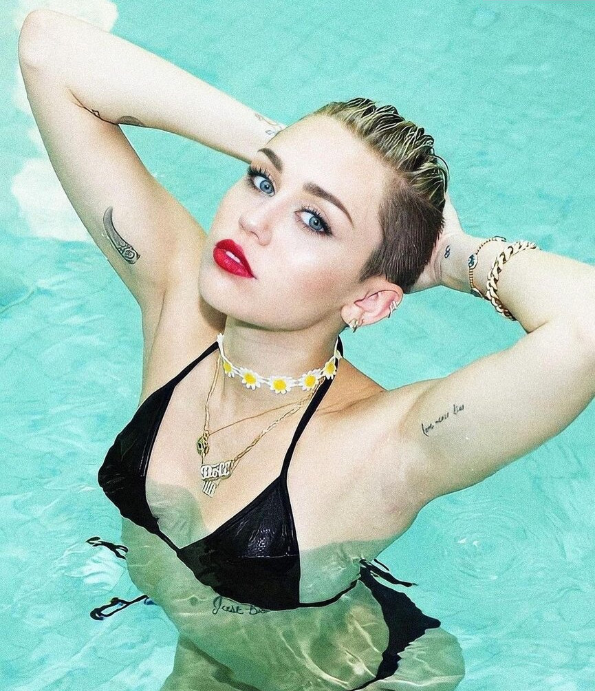 miley-cyrus gallery photo #705