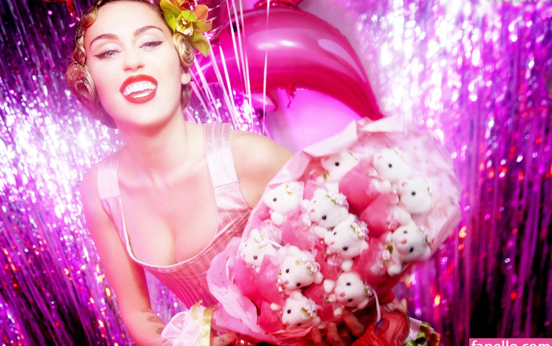 miley-cyrus gallery photo #980