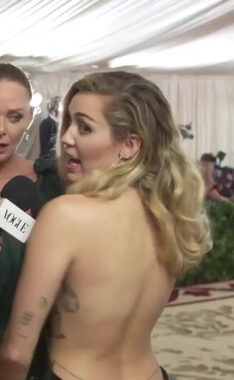 miley-cyrus gallery photo #983