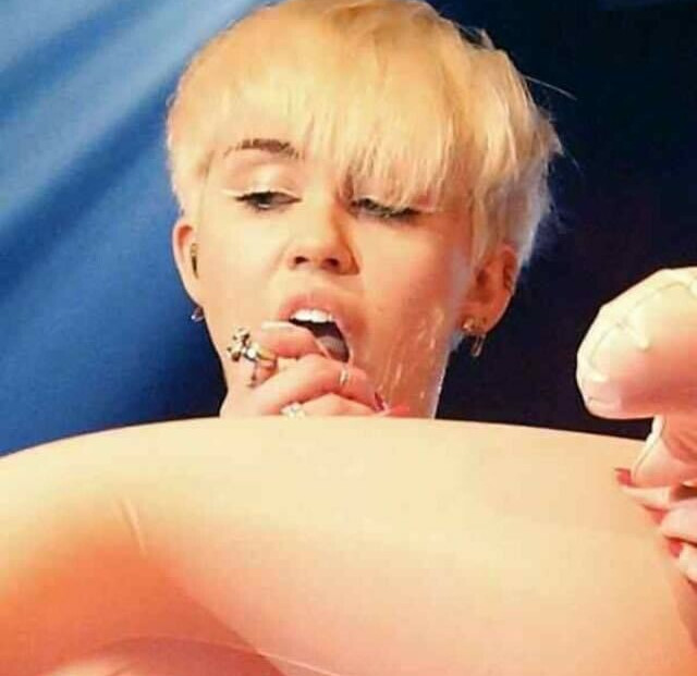 miley-cyrus gallery photo #989