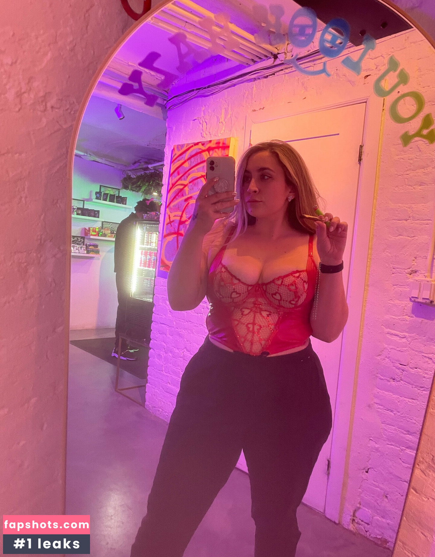 Milfweeed gallery photo #2