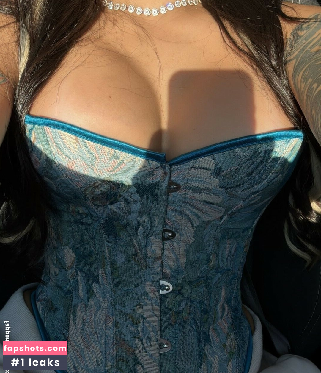 Milica_yb gallery photo #32