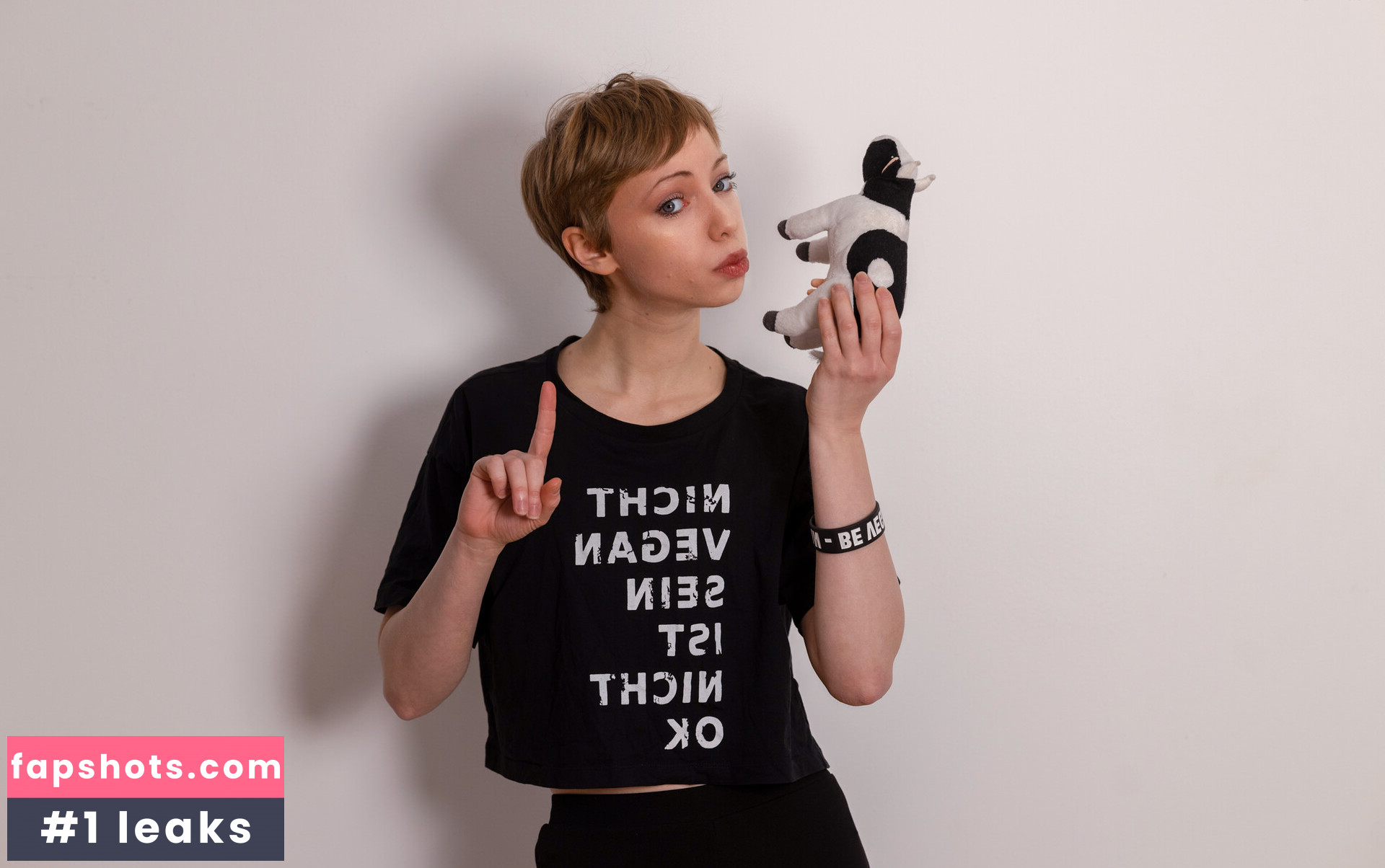 Militante Veganer nude babe gallery