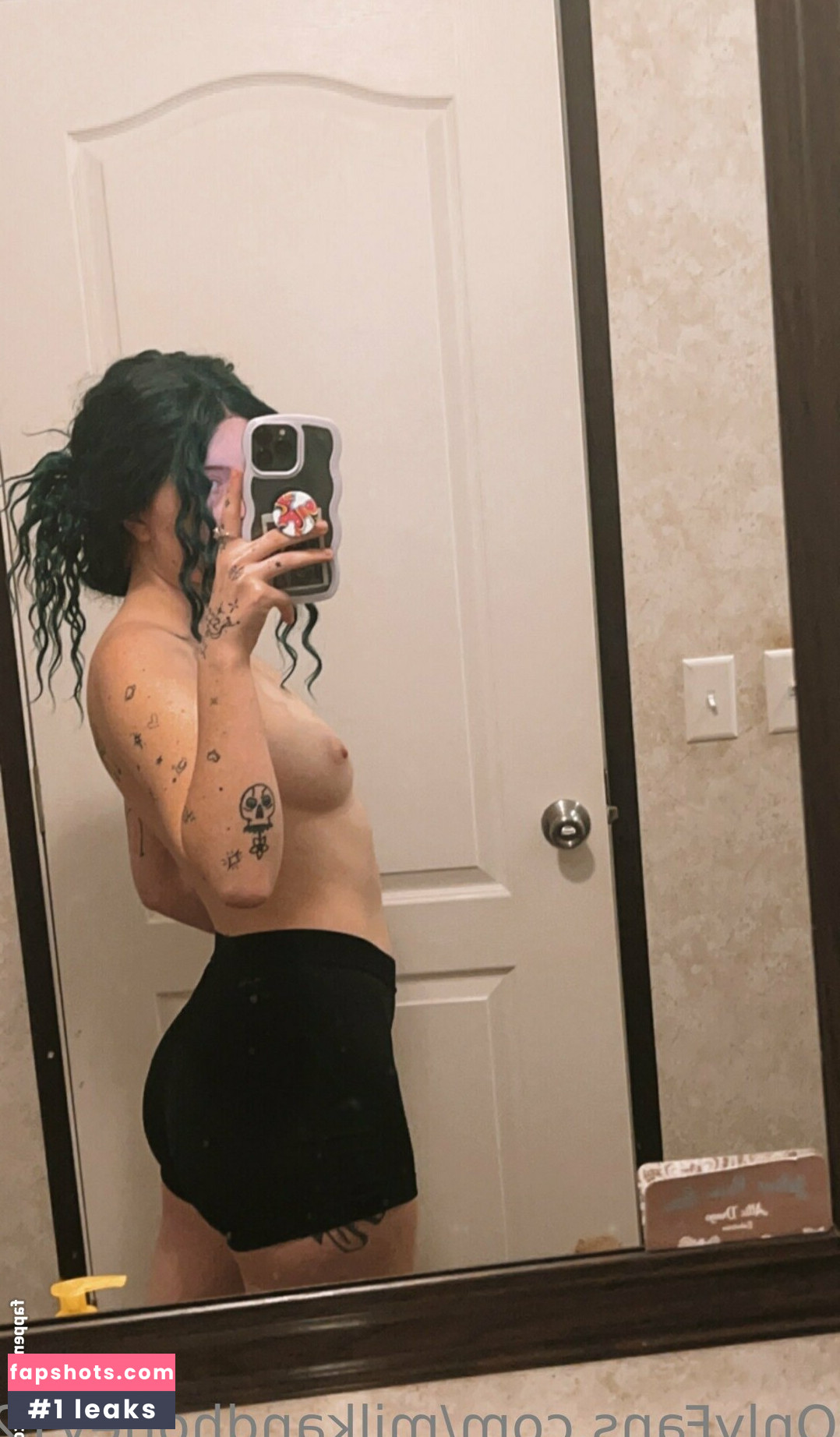 milkandhoney1201 gallery photo #24