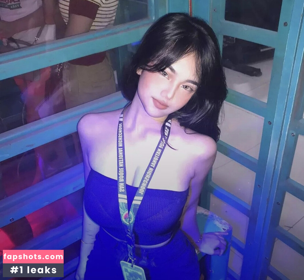 Milkyyohmilca nude babe gallery