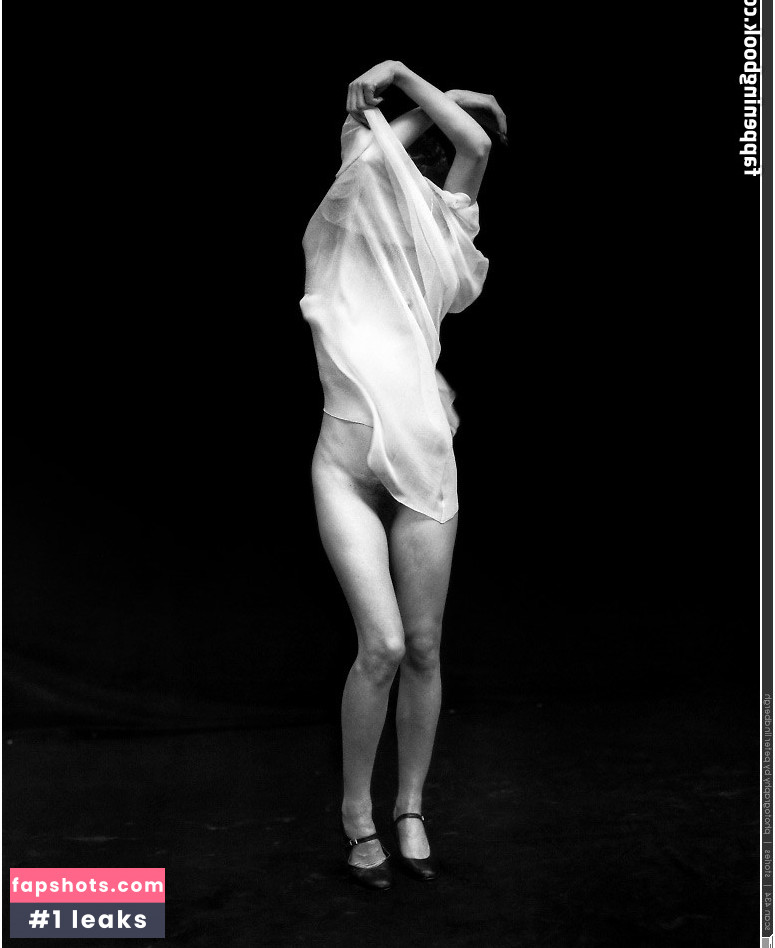 Milla Jovovich gallery photo #124