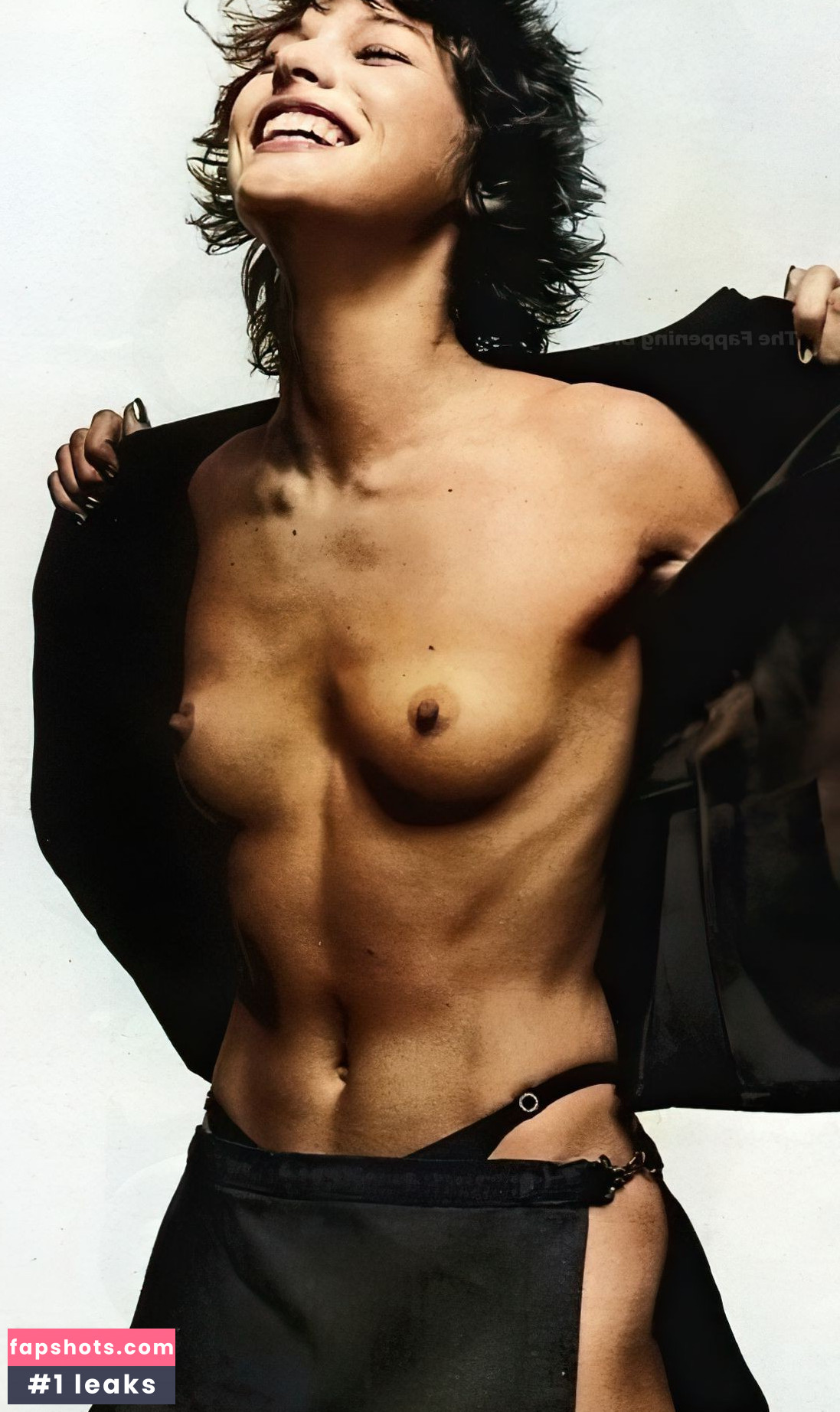 Milla Jovovich gallery photo #153