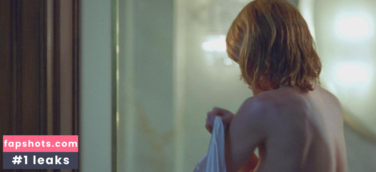 Milla Jovovich gallery photo #198