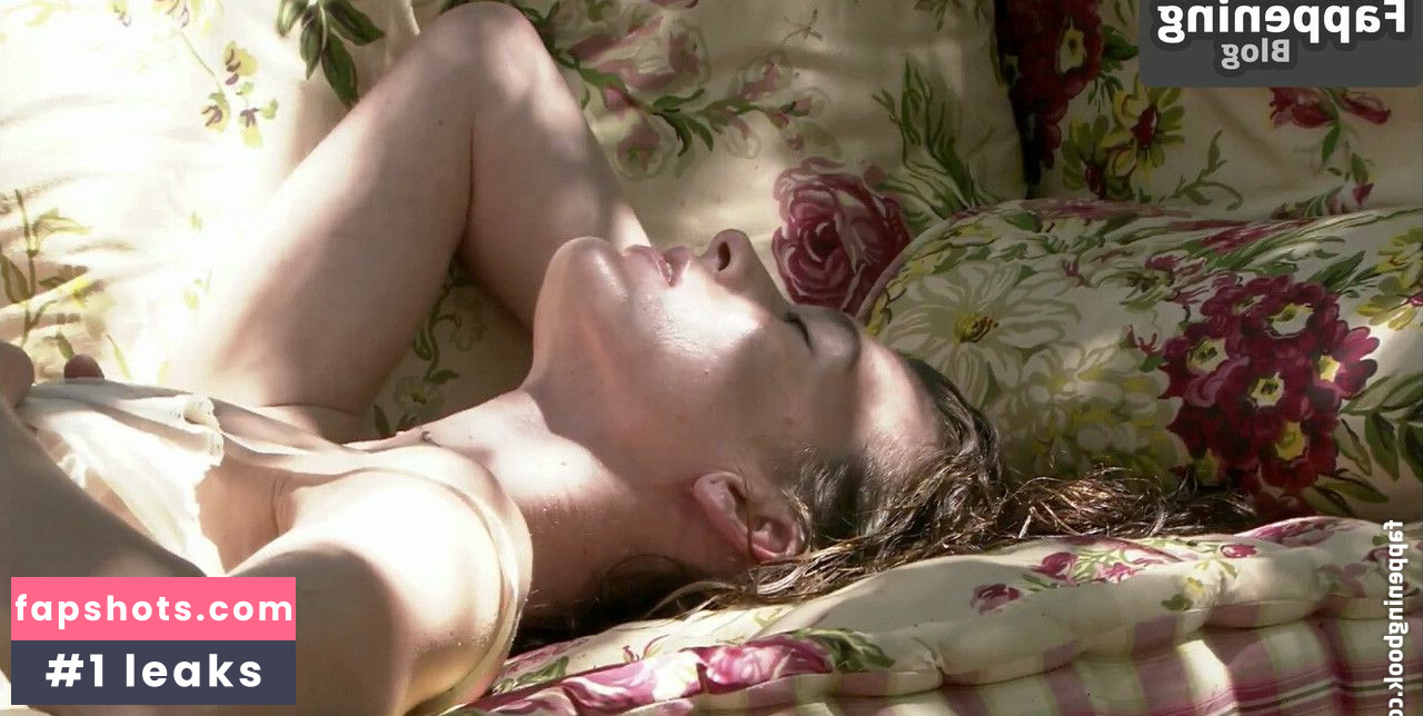 Milla Jovovich gallery photo #90