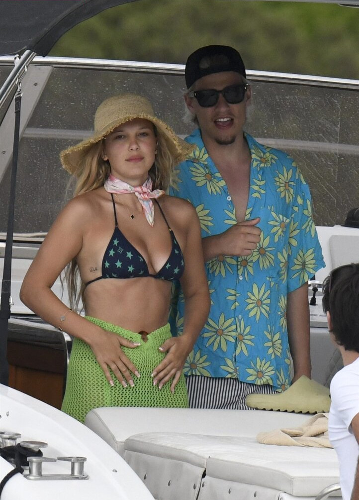 millie-bobby-brown-1 gallery photo #1036