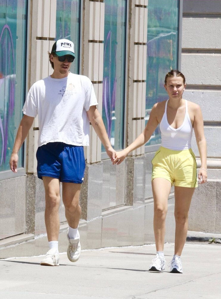 millie-bobby-brown-1 gallery photo #1088