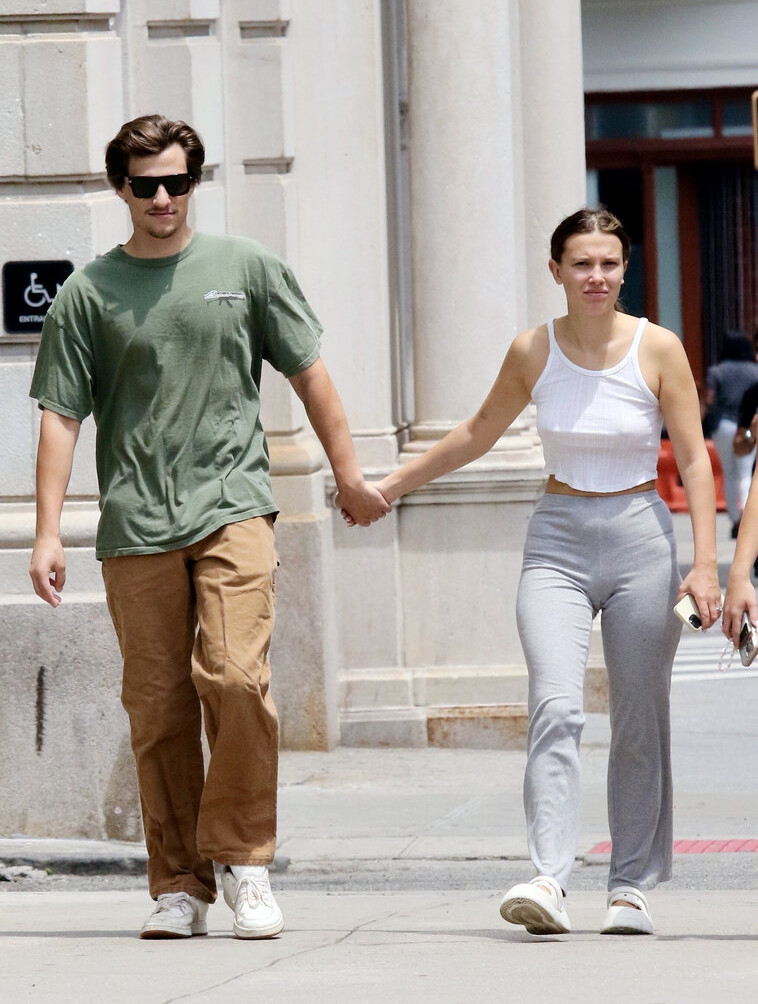 millie-bobby-brown-1 gallery photo #1095