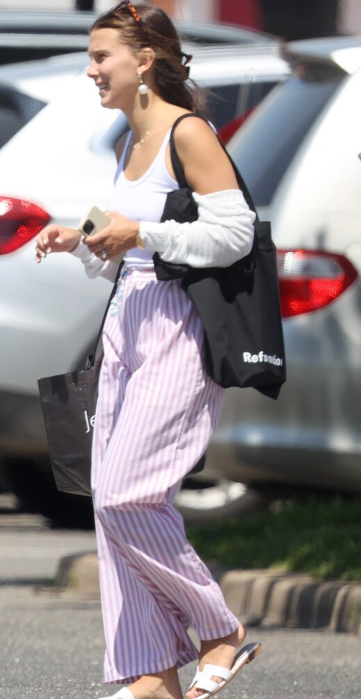 millie-bobby-brown-1 gallery photo #1121