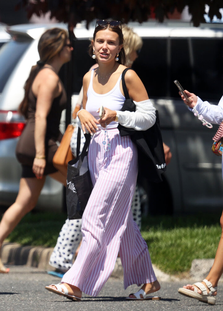 millie-bobby-brown-1 gallery photo #1130