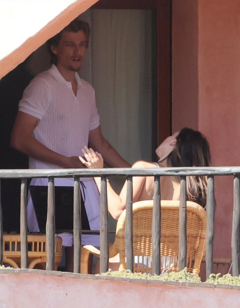 millie-bobby-brown-1 gallery photo #1248