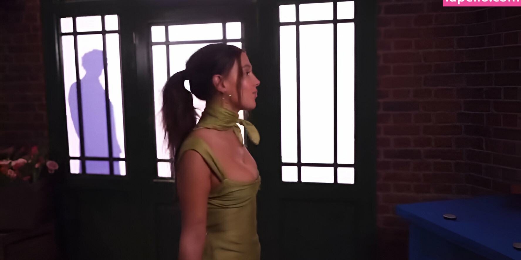 millie-bobby-brown-1 gallery photo #1267