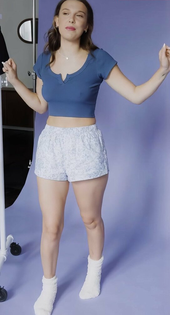 millie-bobby-brown-1 gallery photo #1361