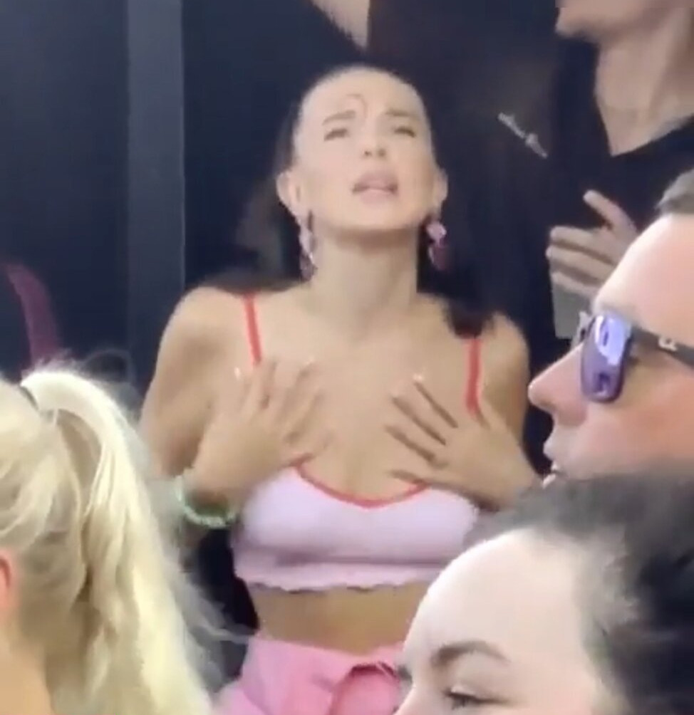 millie-bobby-brown-1 gallery photo #1537