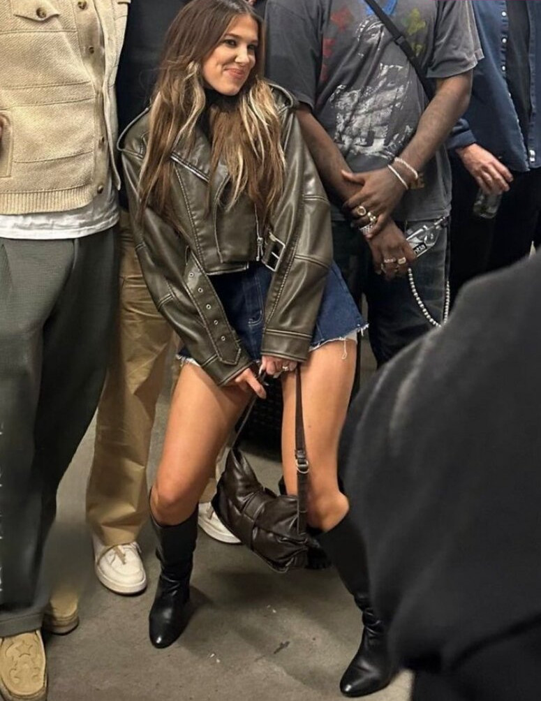 millie-bobby-brown-1 gallery photo #1750