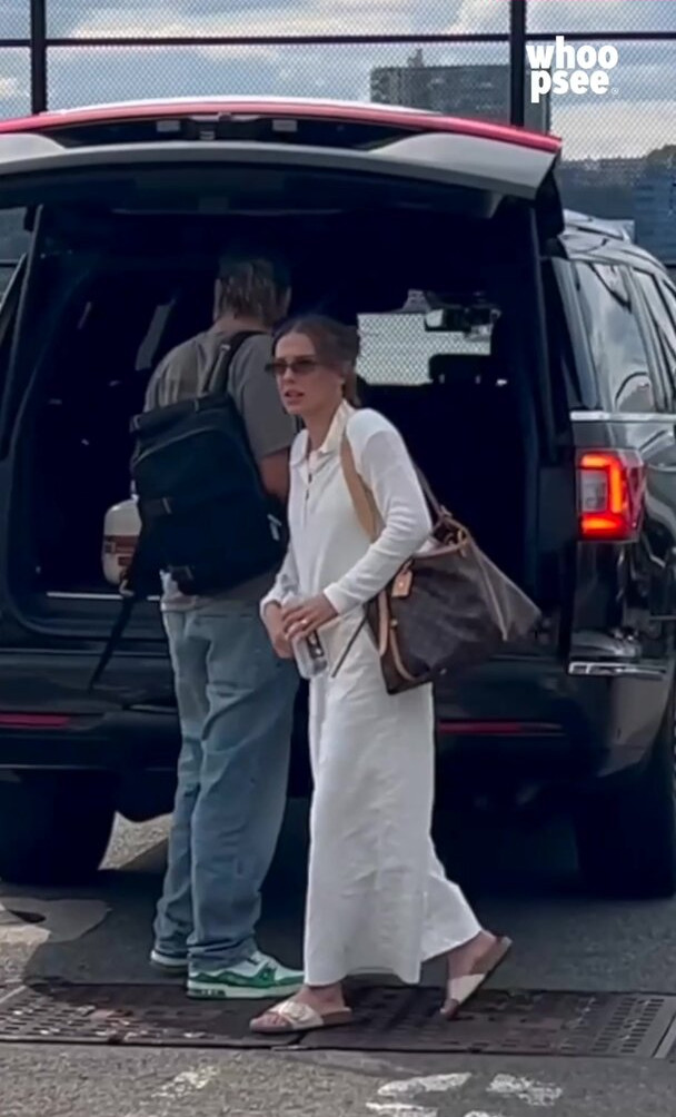 millie-bobby-brown-1 Nude Leaks OnlyFans Photos #674 - LeakJerk