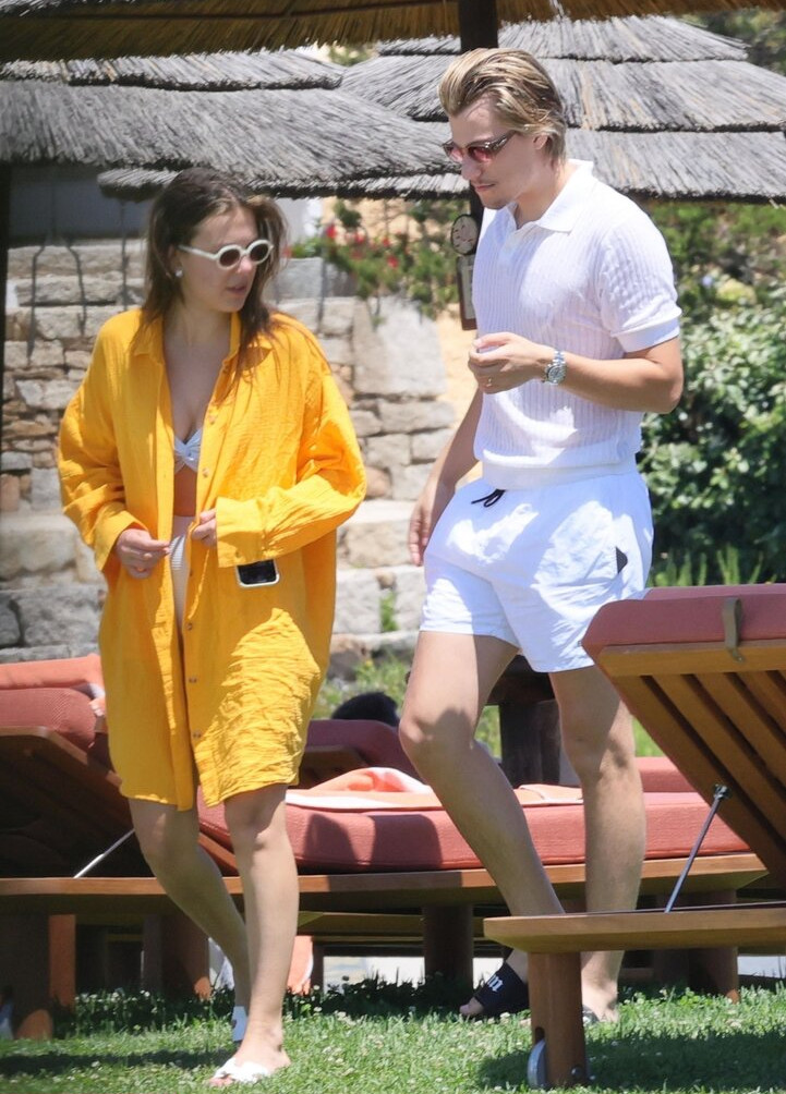 millie-bobby-brown-1 gallery photo #893