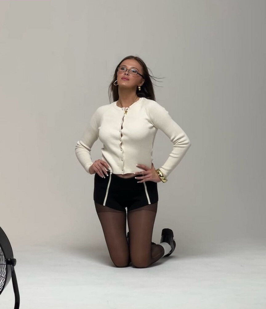 millie-bobby-brown-1 gallery photo #920