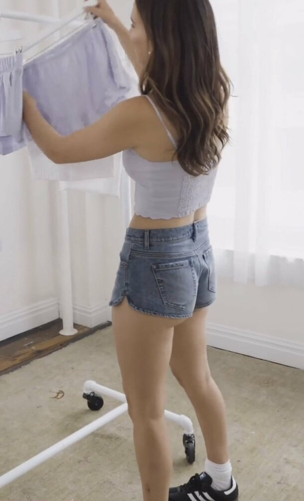 millie-bobby-brown-1 gallery photo #940